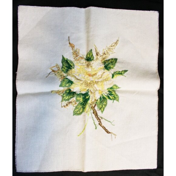 3 Pc Bucilla Magnolia's Pair Embroidery Flower Spring Linen Unfinished Fabric - Picture 4 of 16